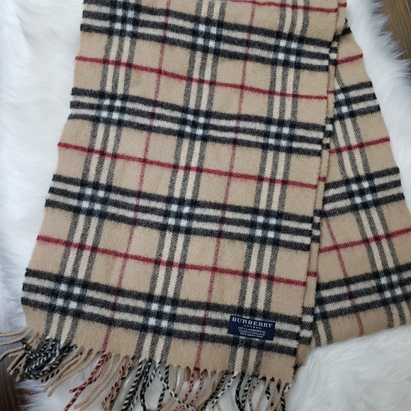 Burberry Accessories - BURBERRY LAMBSWOOL SCARF. EUC